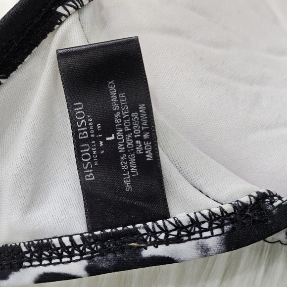 Bisou Bisou ✦ Tie Dye Bikini Set ✦ Black & White Mineral Wash + Twist Halter Top - Picture 11 of 17